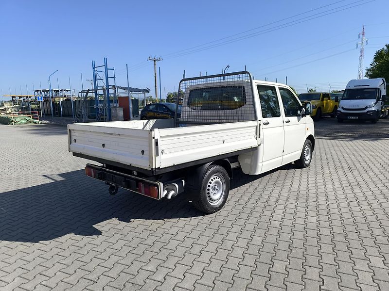 Volkswagen Transporter (2004) 1.9 TDI SERVISNÍ KN.DOL. KM - fotka 8 z 42