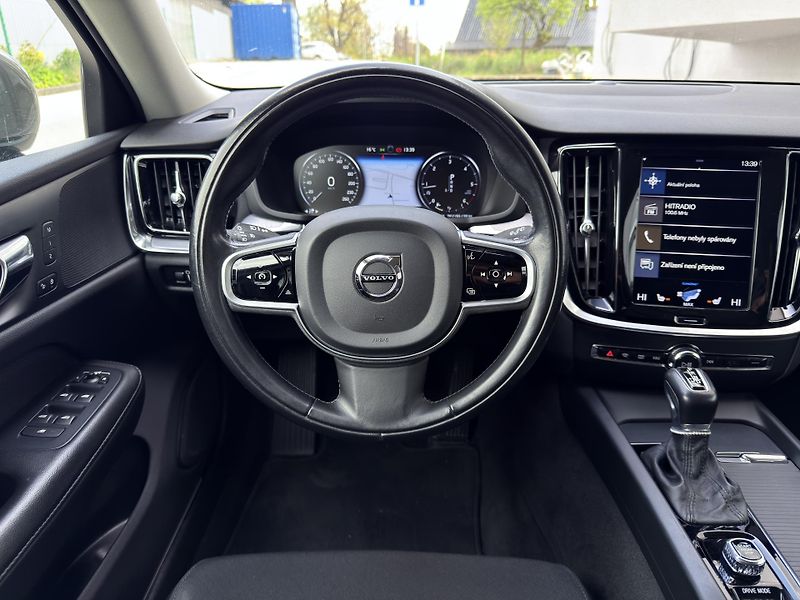 Volvo V60 CrossCountry D4 AWD // 4x4 - fotka 21 z 43