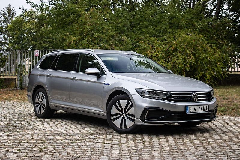 Volkswagen Passat - fotka 3 z 21
