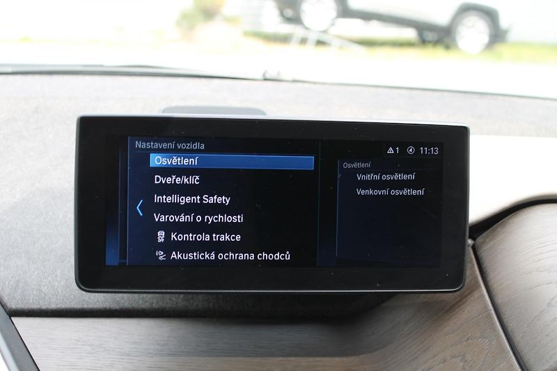 BMW i3 (2017) s 135kW Harman Kardon - fotka 21 z 36