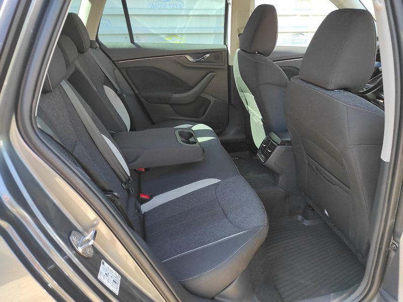Škoda Kamiq 1,5TSi 110kW, DSG, Dynamic, TZ - fotka 12 z 57