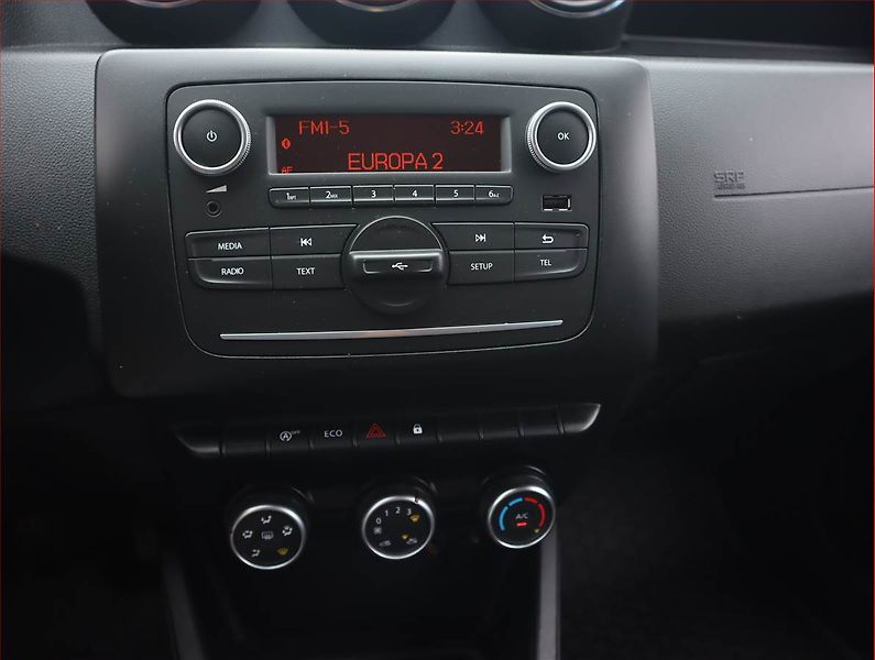 Dacia Duster (2020) 1.3 TCe, Serv.kniha, Tempomat - fotka 12 z 16