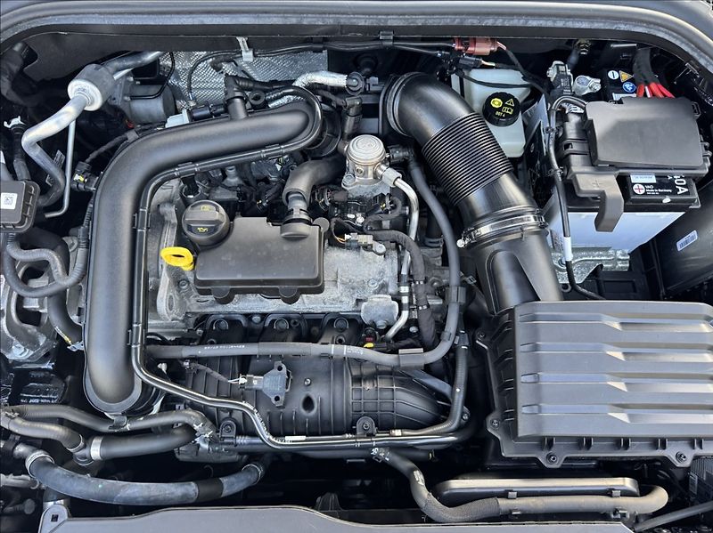 Škoda Scala 1,0 TSI STYLE DPH 1.maj. ČR - fotka 46 z 50