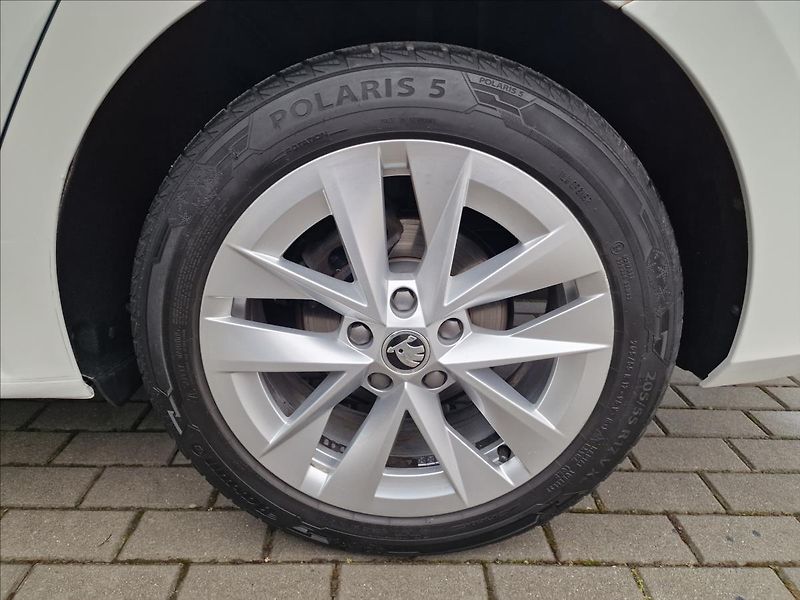 Škoda Octavia 2.0 TDI Style,původ ČR,1.Maj. - fotka 46 z 50