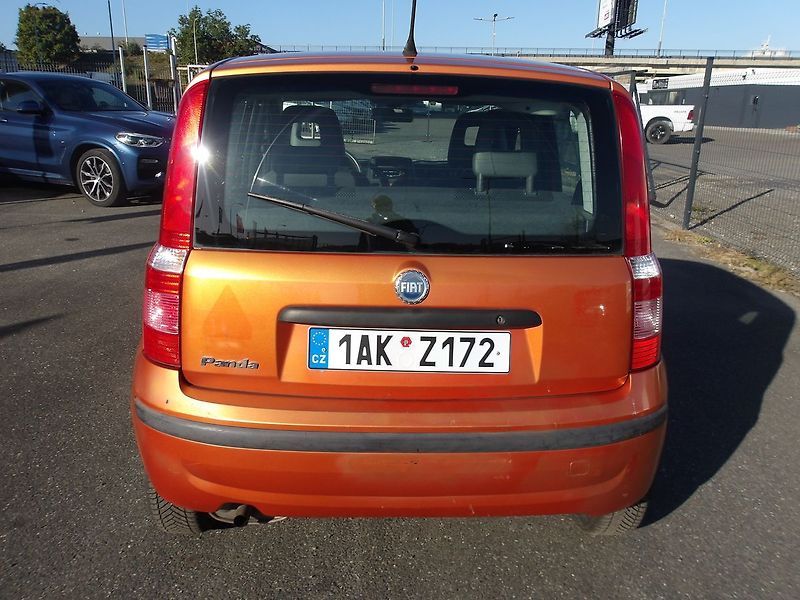 Fiat Panda 1,1i ČR NOVÁ STK ! - fotka 8 z 24