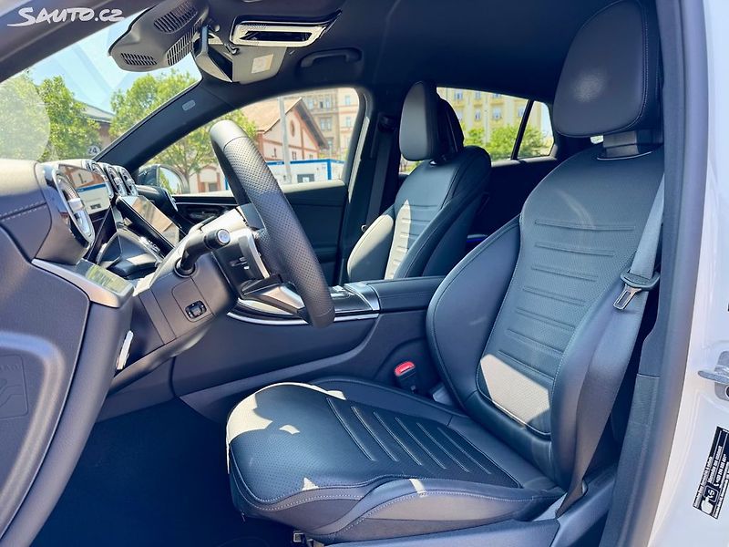 Mercedes-Benz GLC 220d 4MATIC AMG - fotka 18 z 48