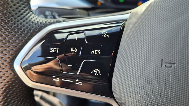 Volkswagen Arteon 2,0 TDi 110 Kw  Shooting Brake - fotka 12 z 27