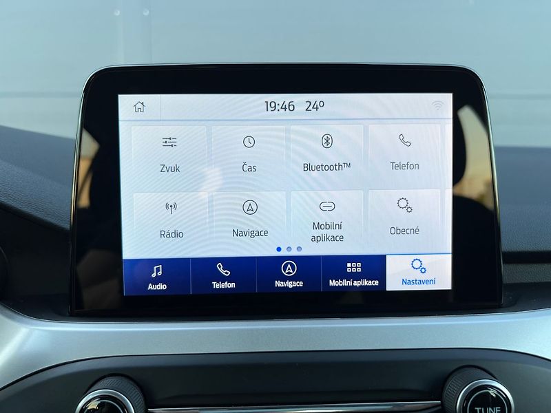 Ford Focus (2021) 1.0 EcoBoost-P.KAMERA - fotka 42 z 49
