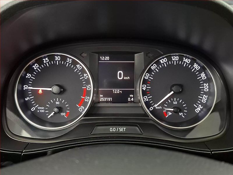 Škoda Fabia (2016) 1.4 TDI, Tempomat - fotka 11 z 18