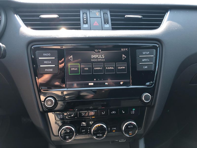 Škoda Octavia III FL Combi Ambition 1.6TDI - fotka 19 z 28