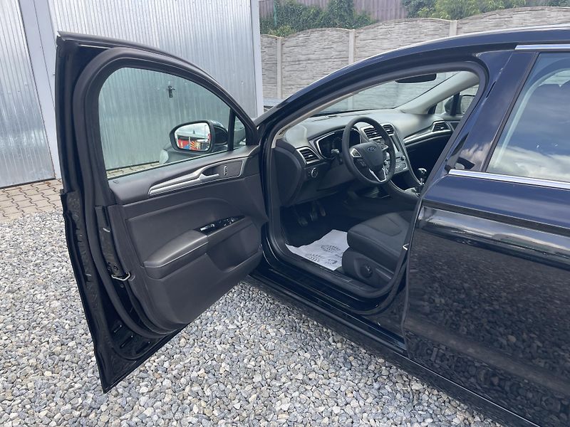 Ford Mondeo 2.0TDCi 150PS MANUAL COMBI STK - fotka 89 z 154