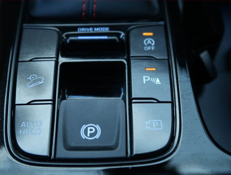 Hyundai Tucson (2024) 1.6 T-GDI - fotka 21 z 21