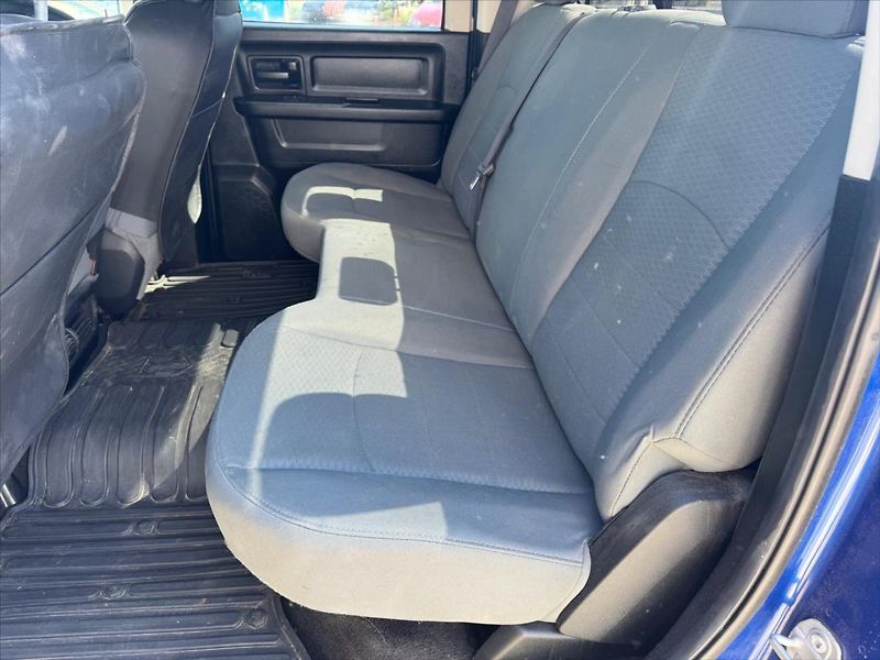 Dodge RAM 1500 3,6 i - fotka 13 z 16