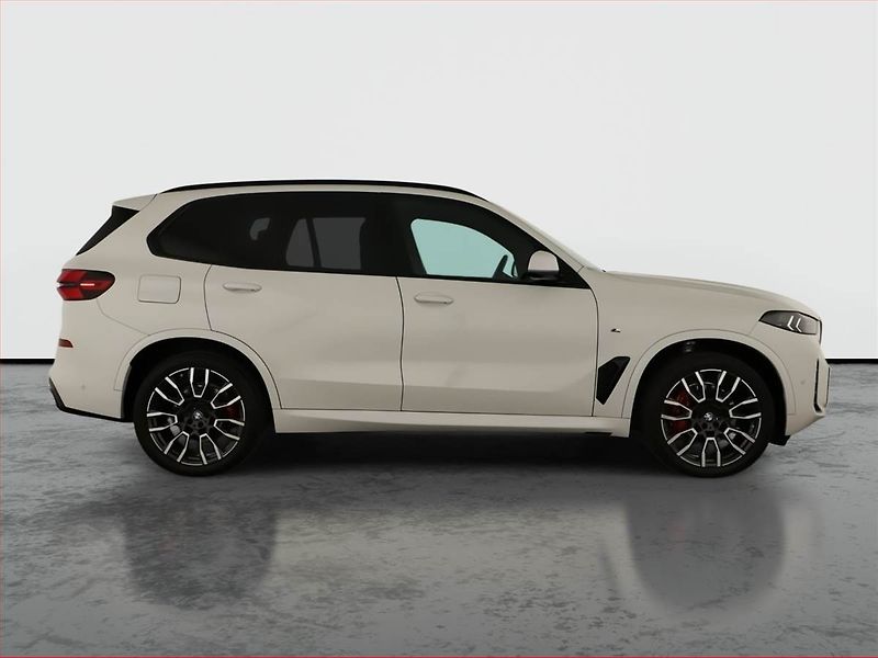 BMW X5 (2024) xDrive30d, Harman/kardon - fotka 6 z 23