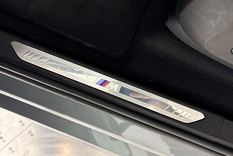 BMW X5 xDrive30d - fotka 15 z 29