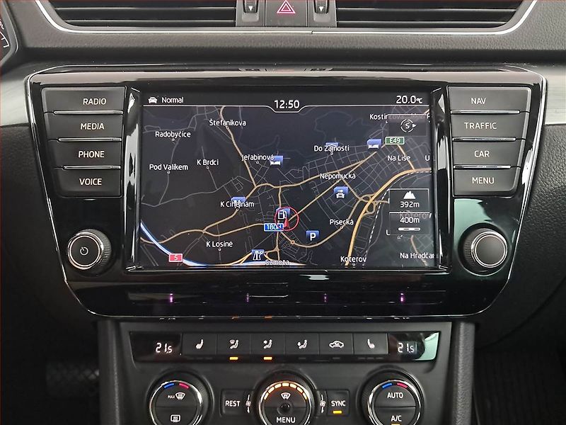 Škoda Superb (2015) Style 2.0 TDI, Automat - fotka 13 z 20