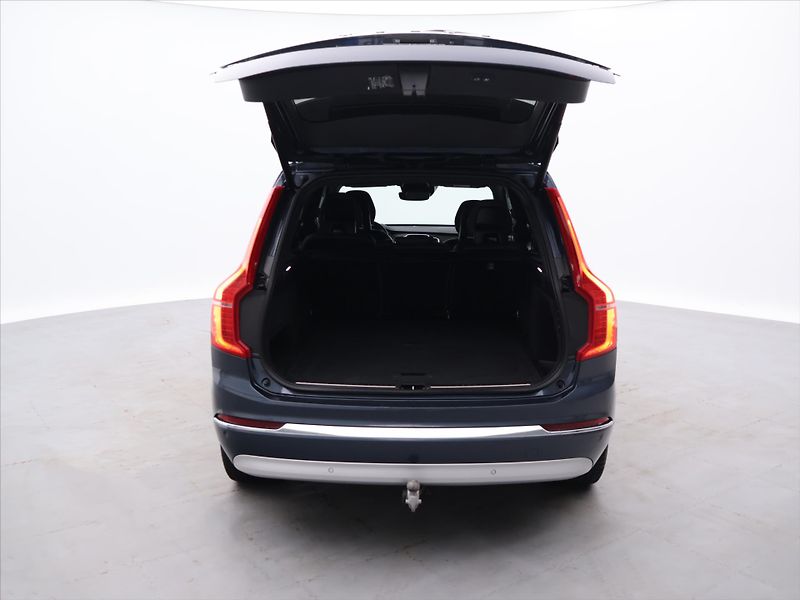 Volvo XC90 2,0 B5 173kW Inscription CZ DP - fotka 9 z 31