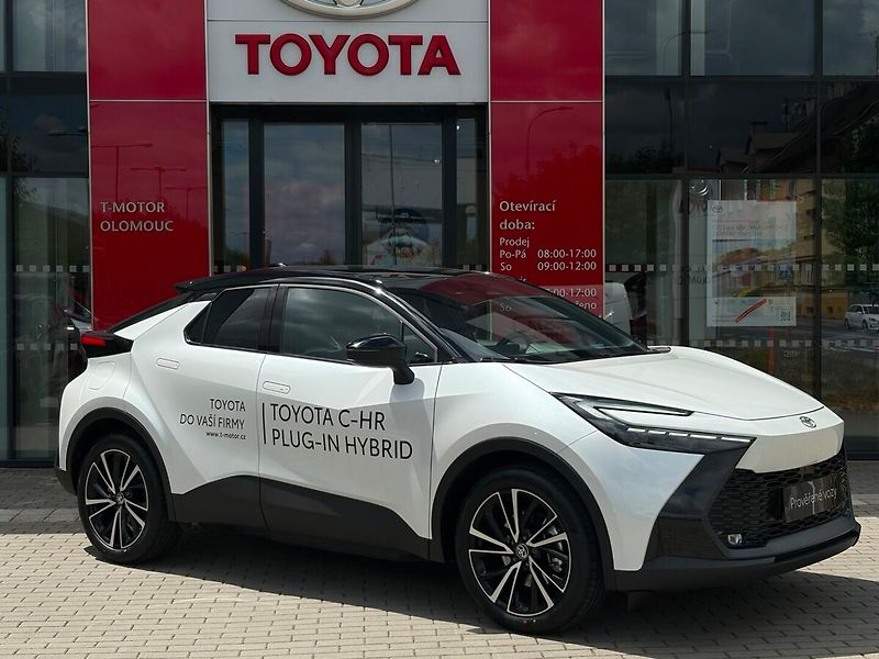 Toyota C-HR 2.0 PHEV Executive - fotka 4 z 21