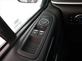 Ford Tourneo Custom (2018) Titanium 2.0 EcoBlue, ČR, DPH - náhled 17