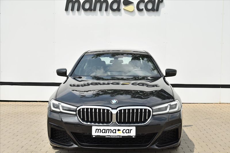 BMW Řada 5 520d xDrive M PAKET DPH ČR - fotka 2 z 30