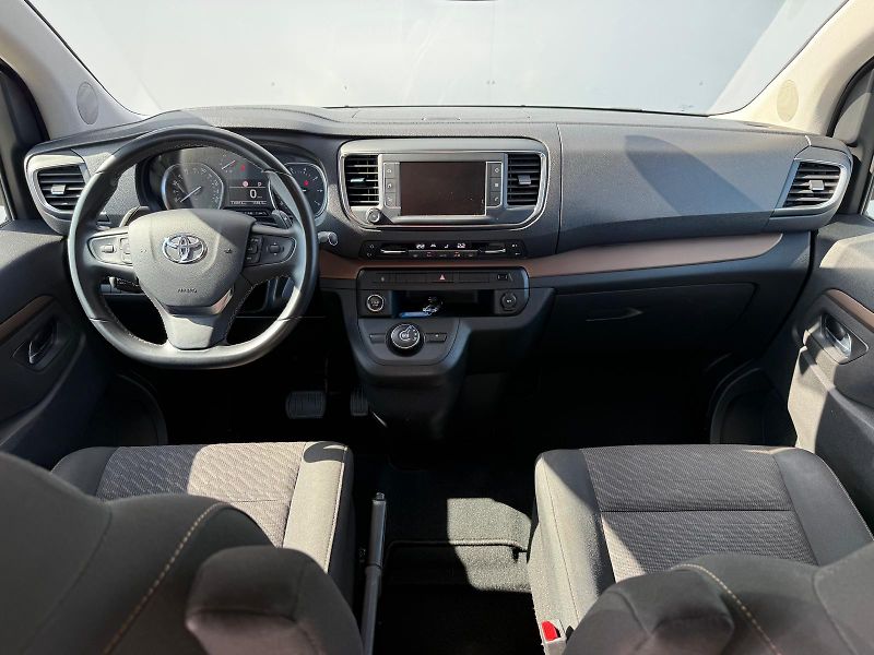 Toyota ProAce Verso 2,0 D-4D L2 Family AT - fotka 5 z 30
