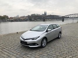 ZKUŠENOSTI UŽIVATELE: Toyota Auris Touring Sport