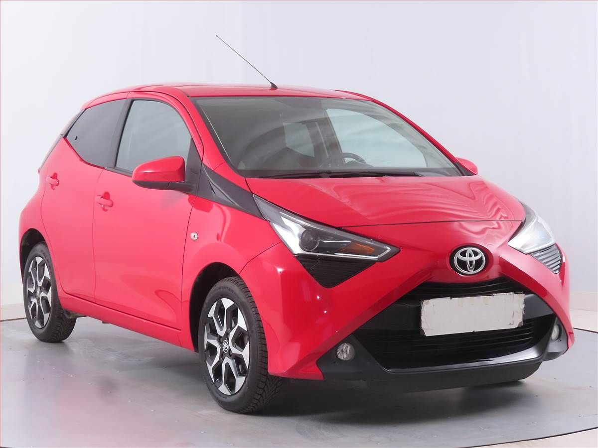 Toyota Aygo 1.0 VVT-i, Serv.kniha