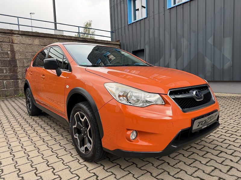 Subaru XV 2,0i Top stav 1.majitel - fotka 7 z 30