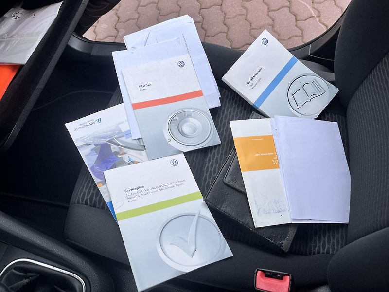 Volkswagen Golf 1.4 59KWMPI,NAVI,DVD,TZ,2xKOLA - fotka 39 z 45
