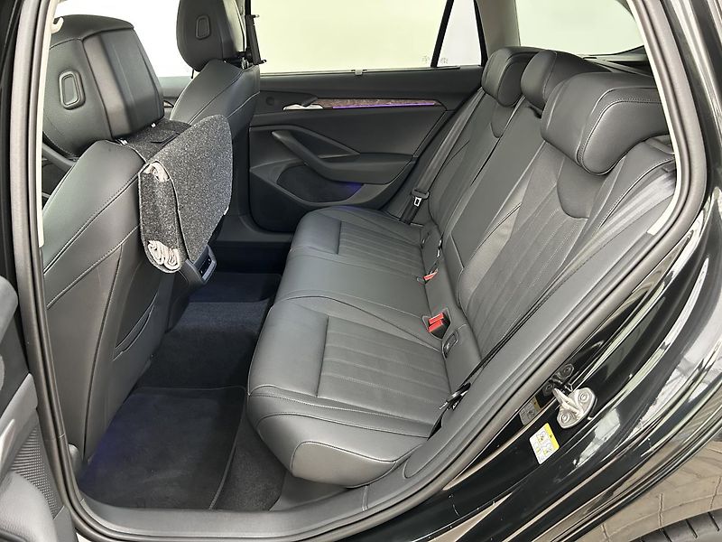 Škoda Superb 2.0 TDI 4x4 L & K - fotka 24 z 30