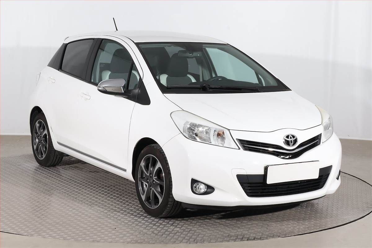 Toyota Yaris 1.33 Dual VVT-i, Tempomat