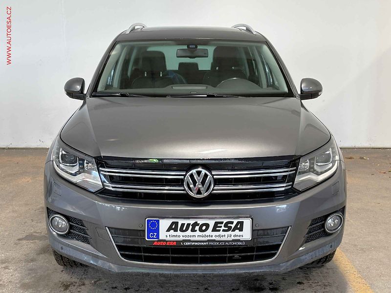 Volkswagen Tiguan (2014) 2.0 TDi 4x4, Sport, DSG - fotka 2 z 18