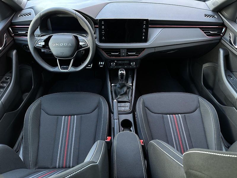 Škoda Kamiq 1.5TSi DSG Monte Carlo 150PS M - fotka 31 z 35