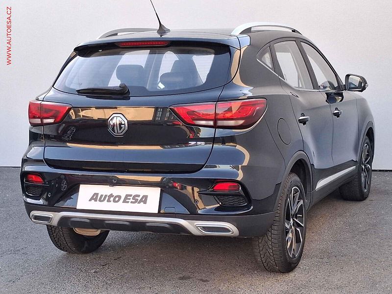 MG ZS (2023) 1.0T-GDi, LED, navi, kamera - fotka 4 z 19