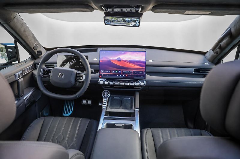 Dongfeng Ostatní (2026) M-HERO 817 II E1+a - fotka 11 z 37