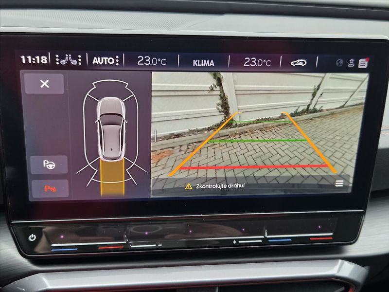 Cupra Formentor 1,5 TSi DSG Matrix Záruka2029 - fotka 19 z 22