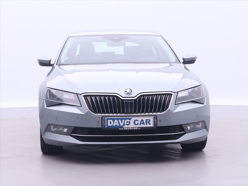 Škoda Superb 2,0 TDI 140kW DSG Style Plus - fotka 2 z 39