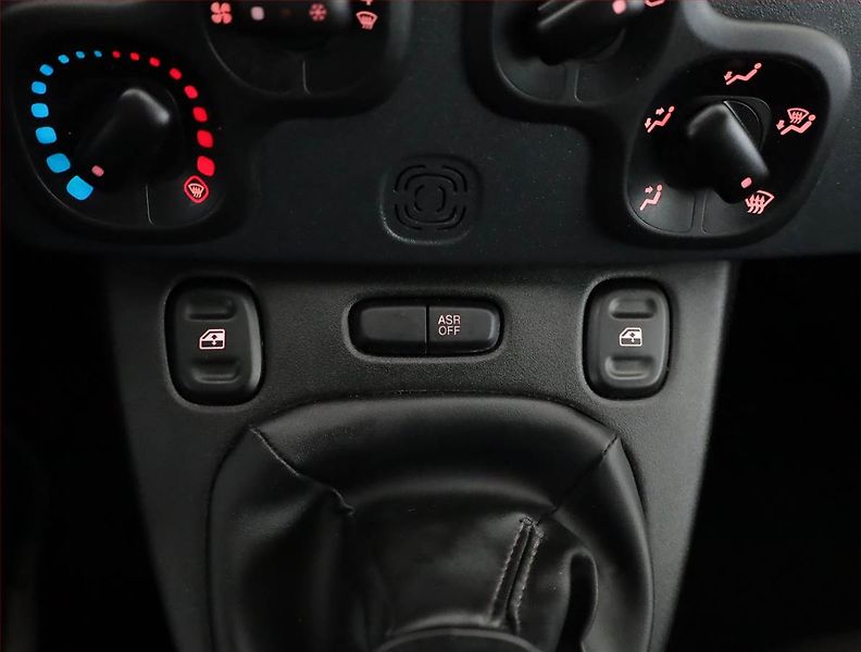 Fiat Panda (2024) City Life 1.0 FireFly - fotka 12 z 18