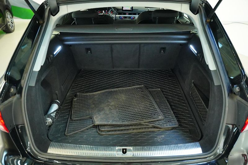 Audi A4 - fotka 29 z 30