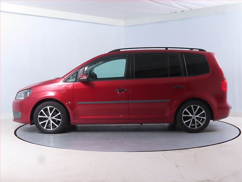 Volkswagen Touran (2012) 1.6 TDI, Serv.kniha, Navi - fotka 3 z 14