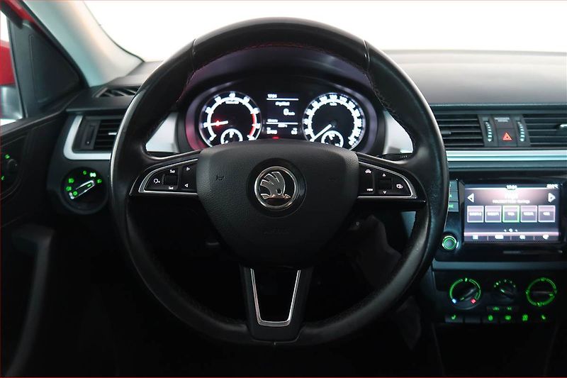 Škoda Rapid (2018) 1.0 TSI, Park. senzory - fotka 15 z 16