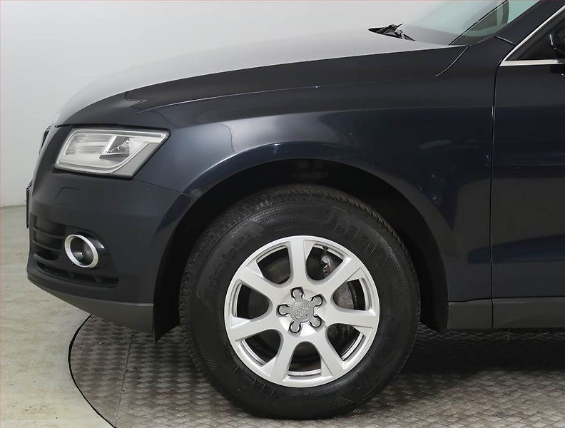 Audi Q5 (2015) design 2.0 TDI, 4X4, Automat - fotka 15 z 24