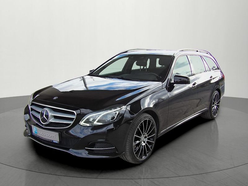 Mercedes-Benz Třídy E 350d 4Matic Airmatic TZ 360° - fotka 1 z 37