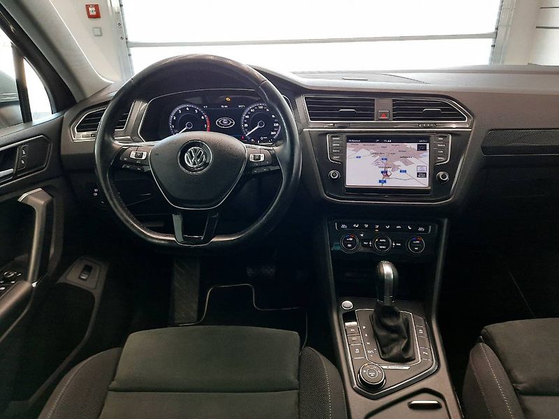 Volkswagen Tiguan (2017) 2.0 TSI 4Motion (162kW/220k) D - fotka 11 z 31