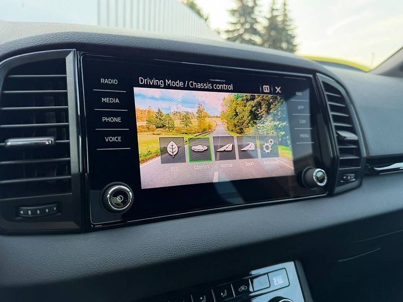 Škoda Karoq SportLine 2,0 TDI 110 kW 6° MP - fotka 15 z 37