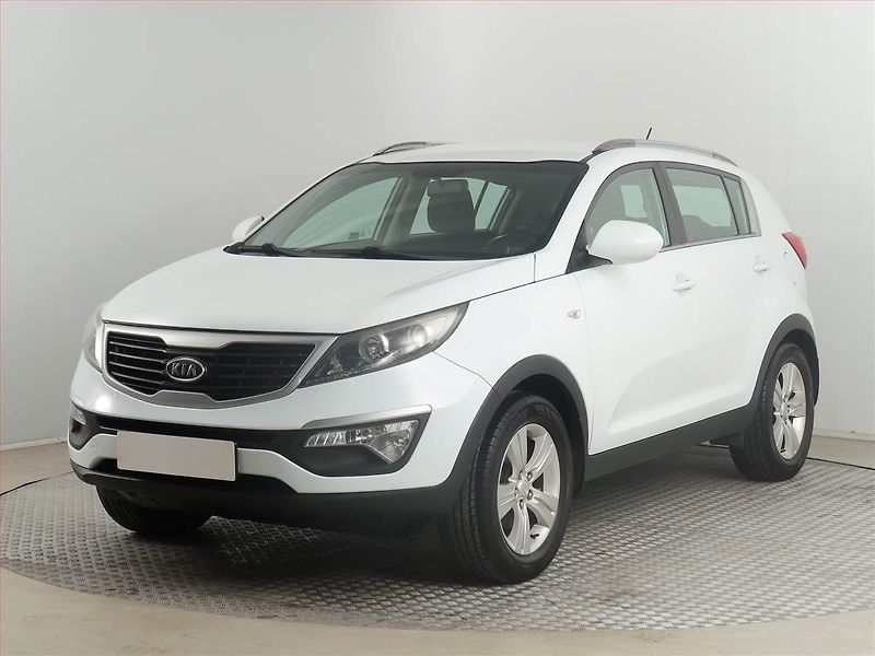 Kia Sportage (2011) 1.6 GDI - fotka 2 z 15