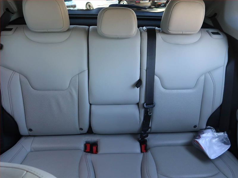 Jeep Compass (2018) 1.4 MultiAir, 4X4, Automat - fotka 10 z 20