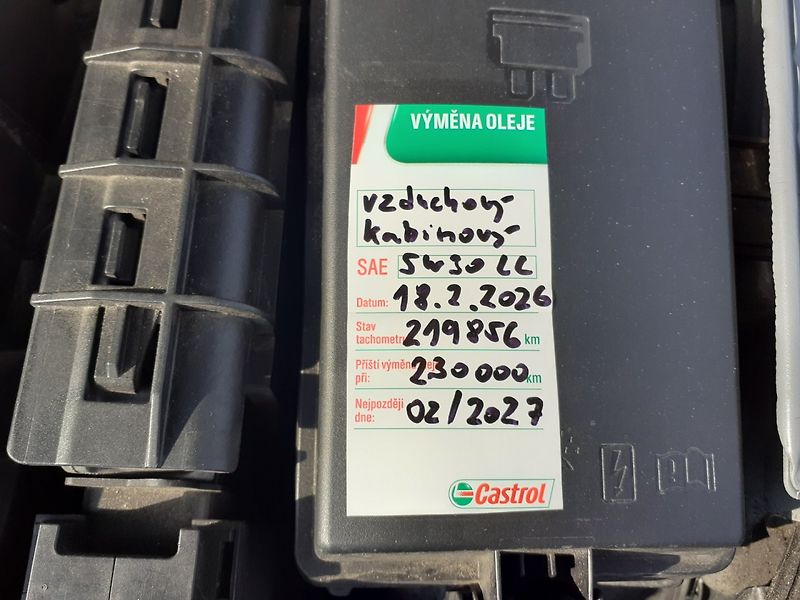 Volkswagen Passat (2018) 2.0 BiTDi 4x4 - fotka 37 z 48