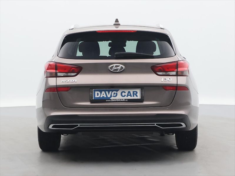 Hyundai i30 1,0 T-GDI 88kW Style DCT CZ DP - fotka 6 z 35