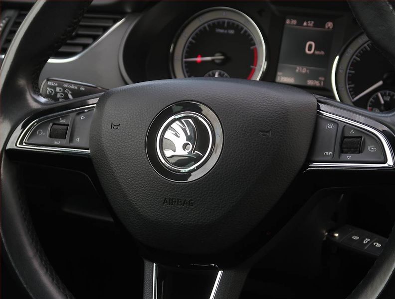 Škoda Octavia (2019) Clever 1.5 TSI, Serv.kniha - fotka 21 z 21